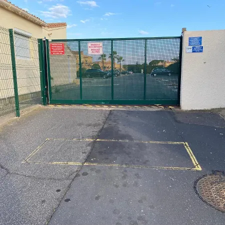 Joli Mezzanine Avec Parking Et Wifi La Roquille *