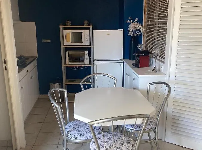 Joli Mezzanine Avec Parking Et Wifi La Roquille Daire Agde