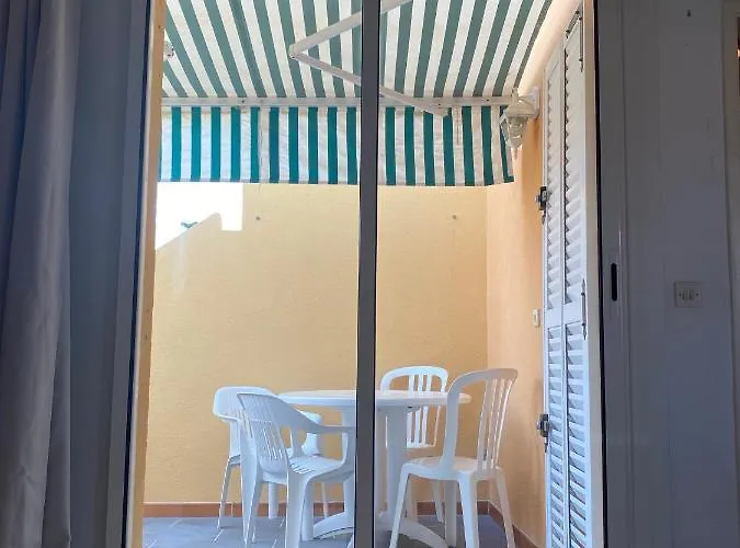 Joli Mezzanine Avec Parking Et Wifi La Roquille Agde